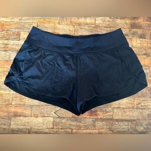 Ivivva by lululemon athletica Black Athletic Shorts girls 12